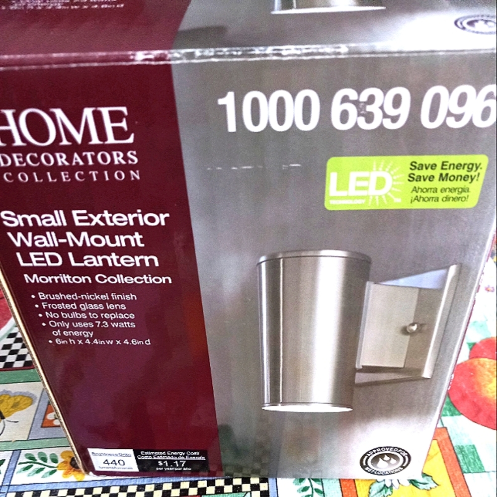 NIB Outdoor LED Modern Lantern Wall Mount